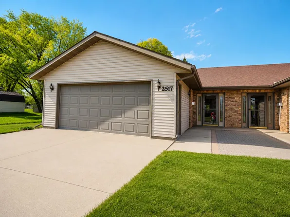 2517 4th Ave SE, Aberdeen, SD 57401