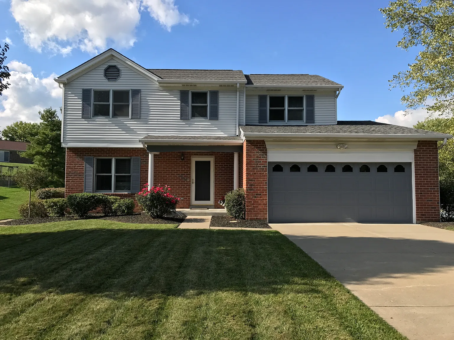 3651 Meadowview Dr photo 1