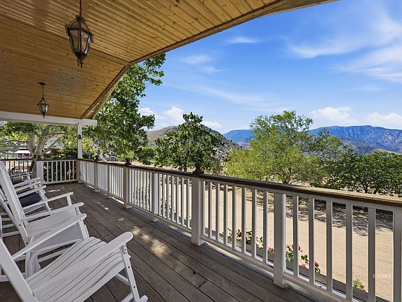 3rd image of 20657 Cap Canyon Rd