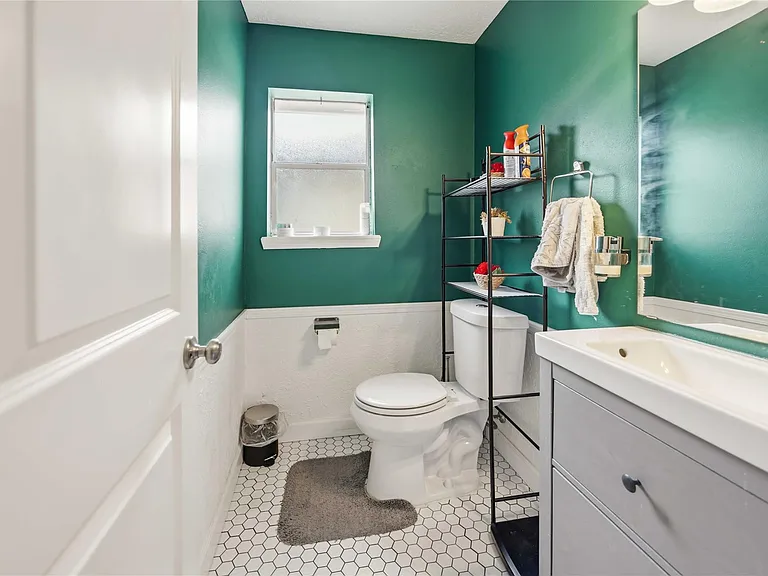 19302 Forest Fern Ct — Photo 16