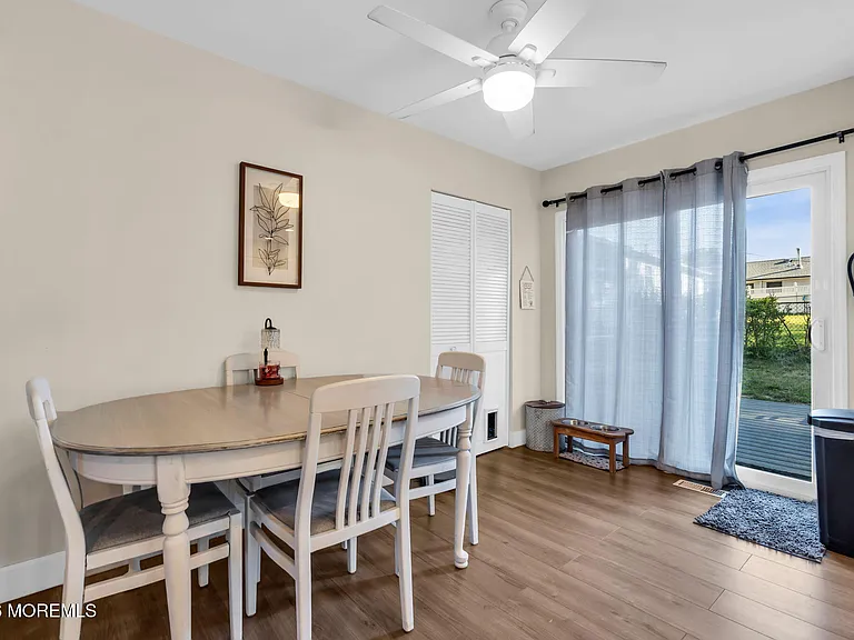 601 Sandra Dr — Photo 17