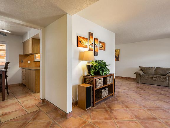 4th image of 6933 Quarterhorse Ln NW