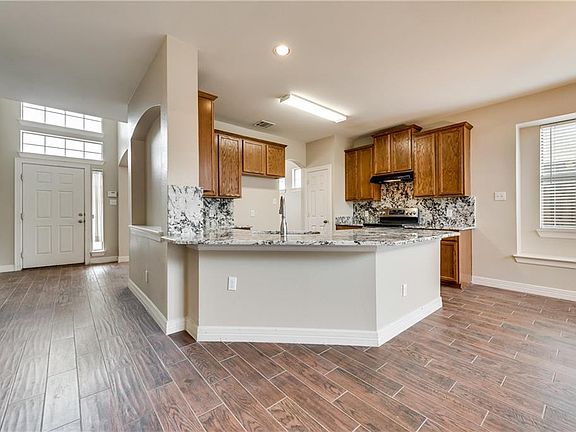 2nd image of 4716 Evanshire Way