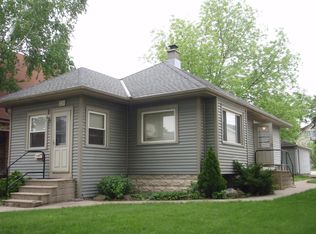 2150 S 77th St, West Allis, WI 53219