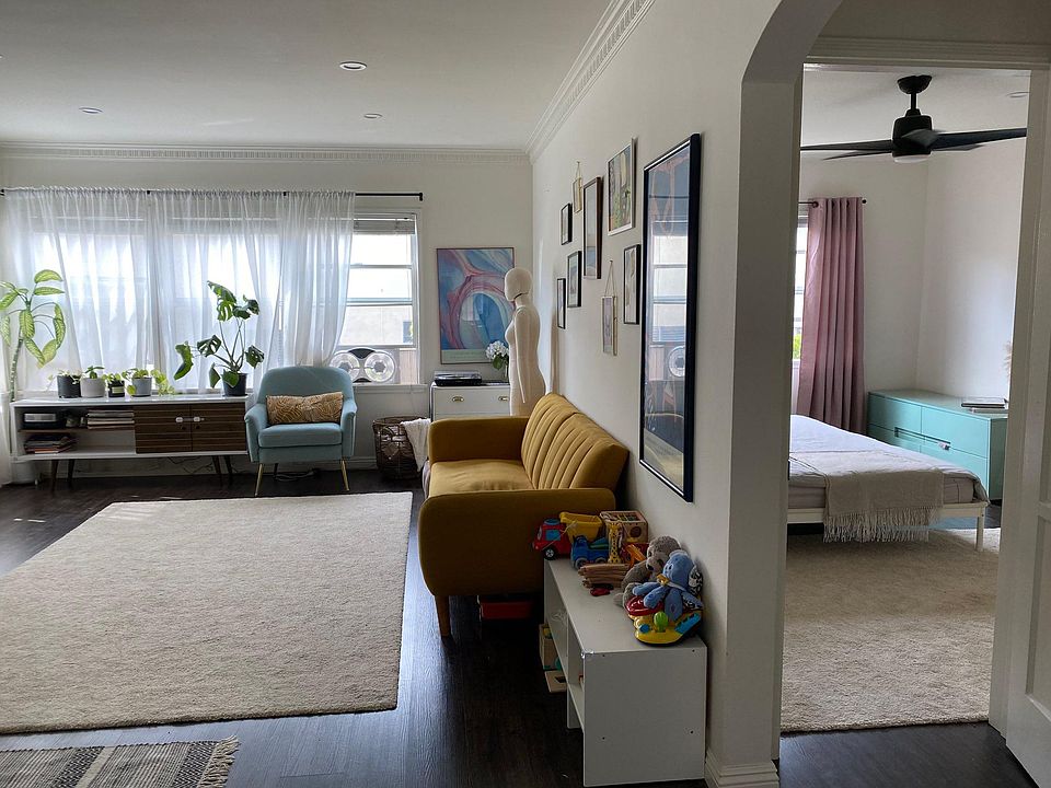 1st image of 2609 Euclid St #D