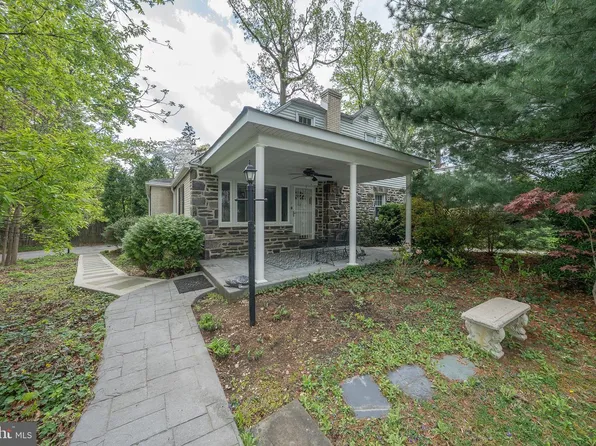 1 Braxton Rd, Bryn Mawr, PA 19010