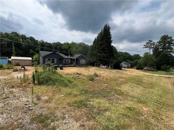 795 Lyman Rd, Inman, SC 29349
