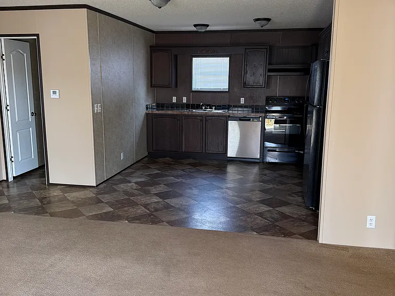 5690 Louisville Rd #85 — Photo 2