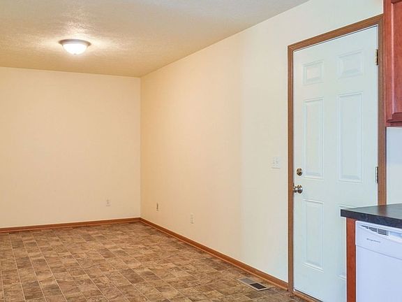 5th image of 11088 52nd Ave APT 13