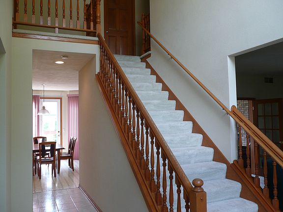 3rd image of 1729 Oakpark Dr