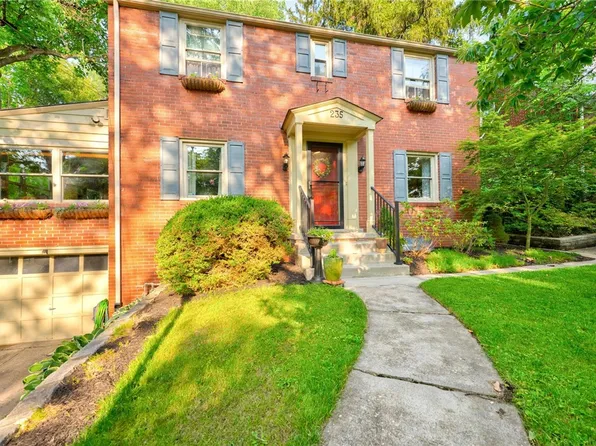 235 Woodhaven Dr, Pittsburgh, PA 15228