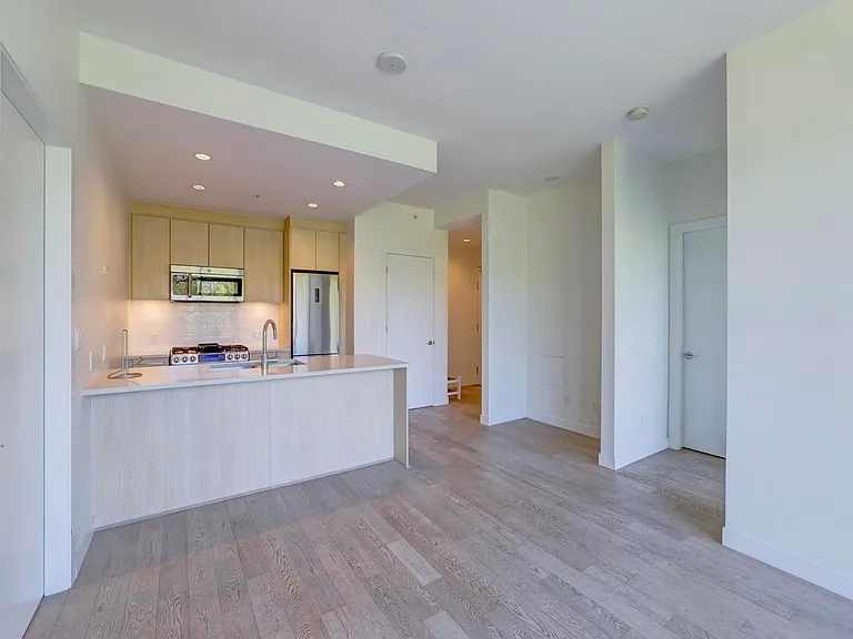 9060 University Cres #1XX — Photo 3