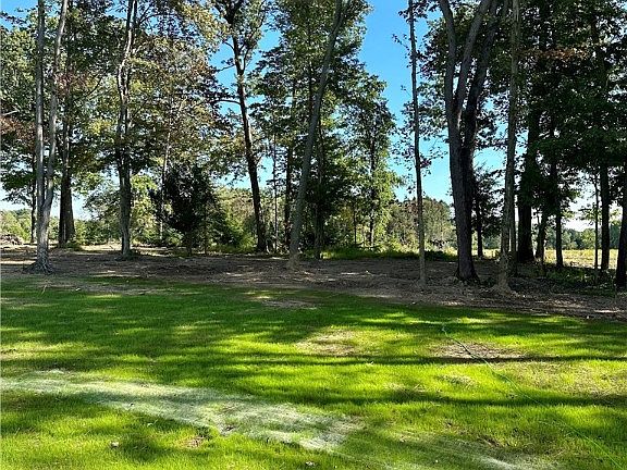 2nd image of 125 Winterwood Dr