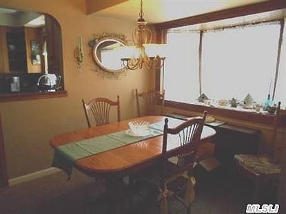 3rd image of 79 Pickwick Ln