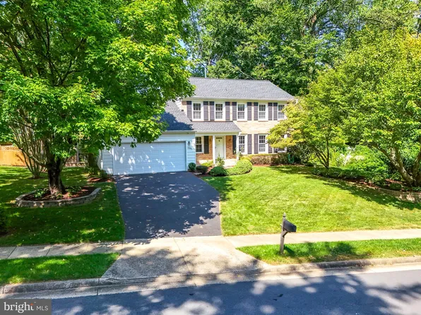 5326 Kipp Ct, Fairfax, VA 22032