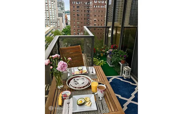 Rented by Douglas Elliman | media 11