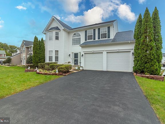 2nd image of 5 Sawgrass Ct
