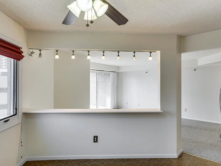 121 Washington Ave S #1102 — Photo 10