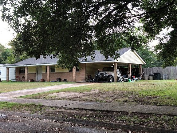 2nd image of 10269 Willow St