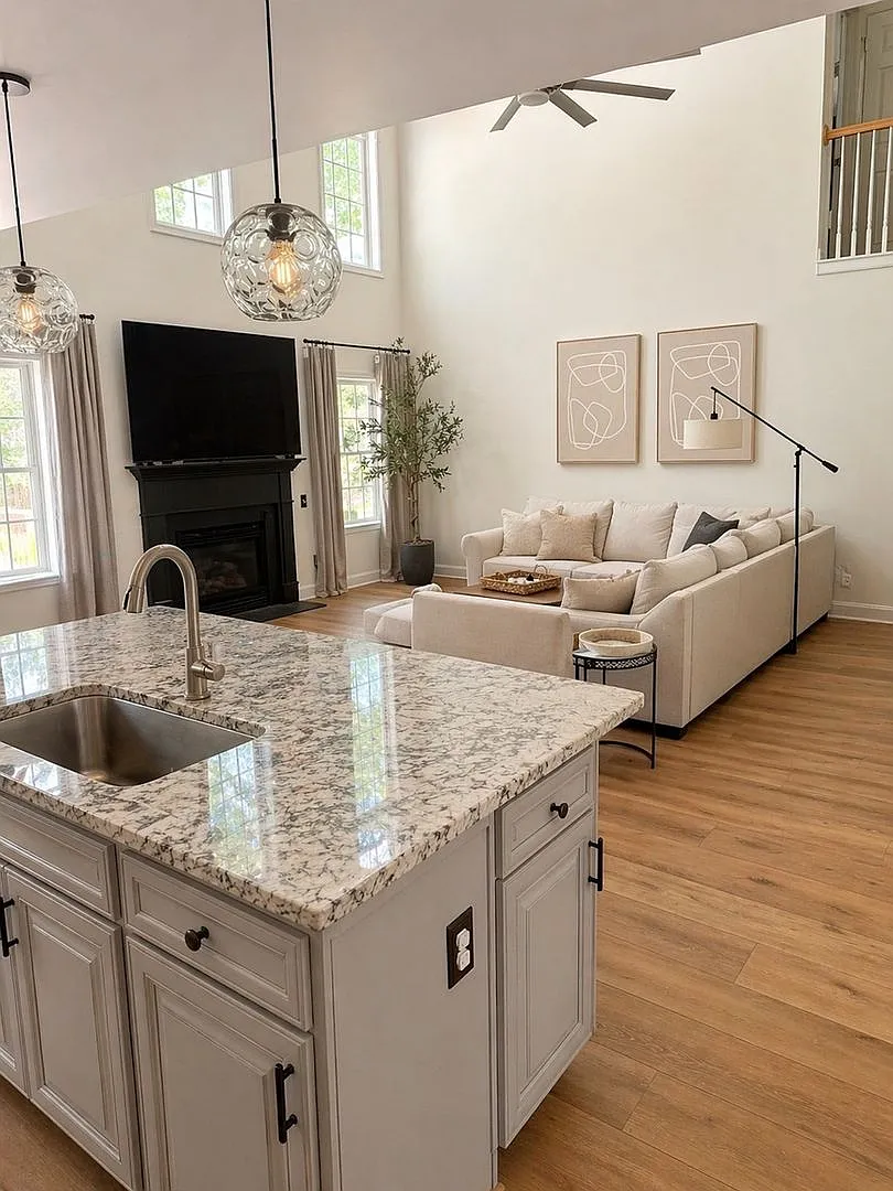 Spacious 5BR House in Midlothian — Photo 2
