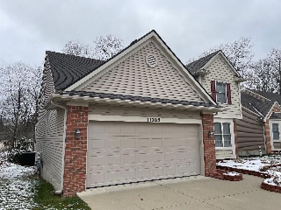 3rd image of 11382 Hidden Oaks Dr