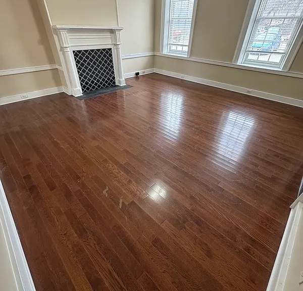 201 E Bank St #2 — Photo 4