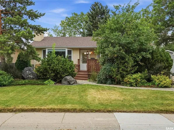 19 Thomson AVENUE, Regina, SK S4N 0K1