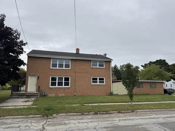 1493 Harvey St, Green Bay, WI 54302