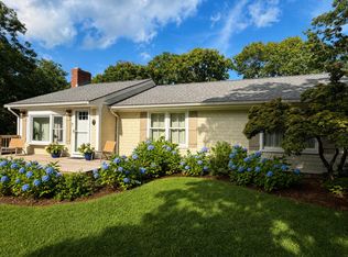 42 Marthas Rd, Edgartown, MA 02539