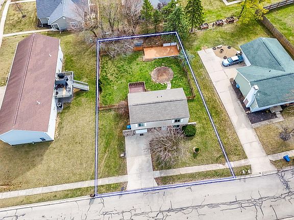 2nd image of 1026 Rosewood Dr