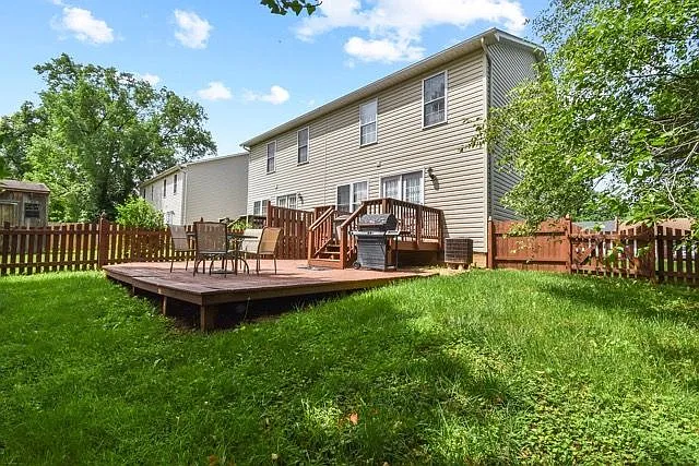 330 Ritenour St — Photo 4