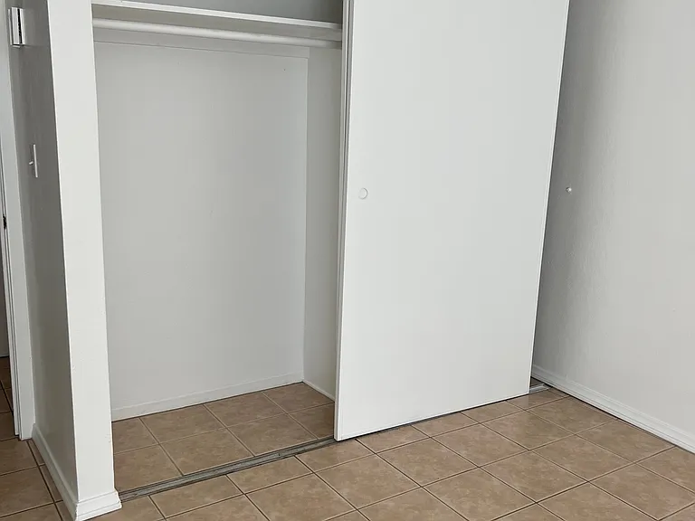 2nd Bedroom Closet