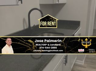 1140 N Wood St #1142, Griffith, IN 46319