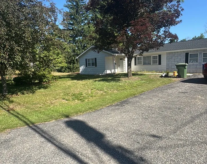 1 Spruce Ln — Photo 1