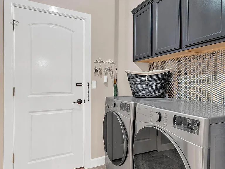 14676 Igor Kaleri Ave — Photo 10