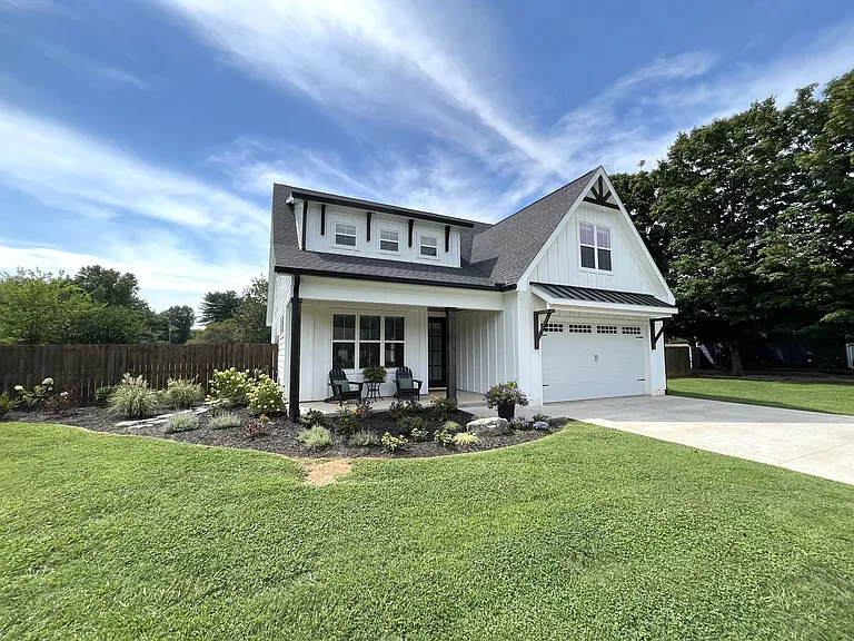 4140 Azalea Ct — Photo 25