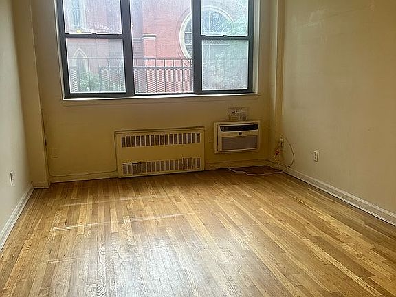 4th image of 220 E 87th St APT 4d