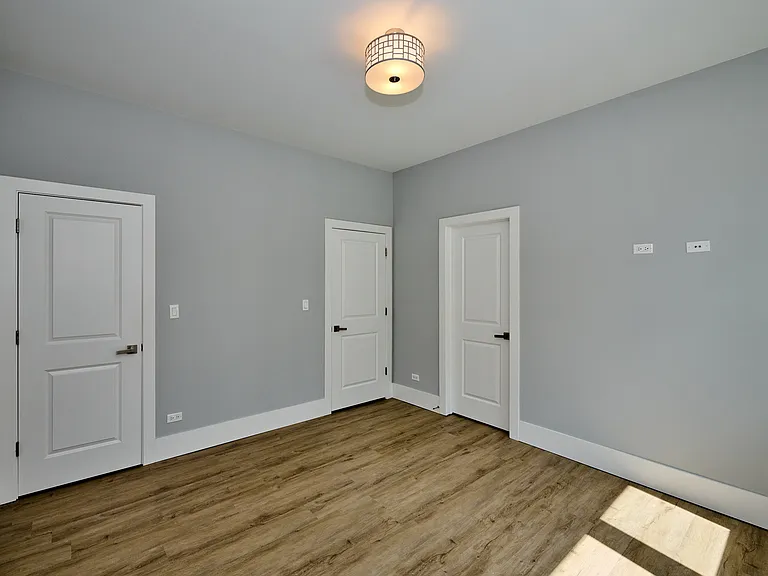 1752 W 18th Pl #1S — Photo 9