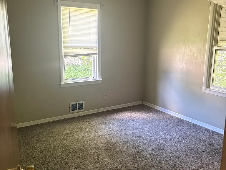 151 Pierce Ave — Photo 10