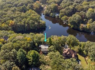 43 E Shore Dr, Clinton, CT 06413