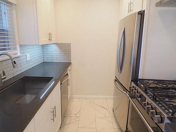 4th image of 1317 N Holliston Ave APT 2