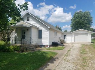 507 W Logan St, Toluca, IL 61369