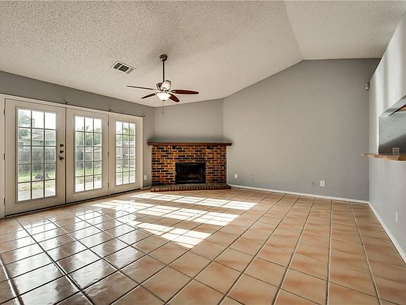 5th image of 5408 Yaupon Dr