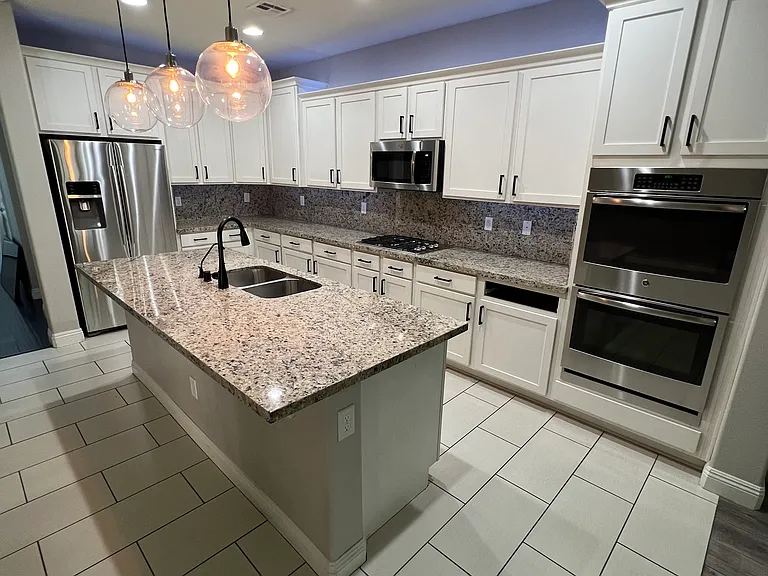 5705 Shadow Bend Dr — Photo 8