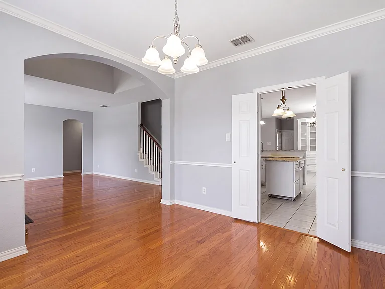7852 Rainbow Falls Dr — Photo 17