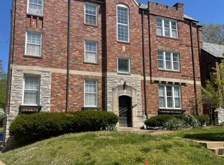 7525 York Dr #1, Saint Louis, MO 63105