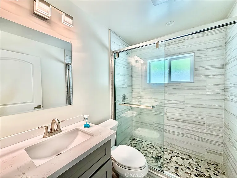 361 Norumbega Dr — Photo 6