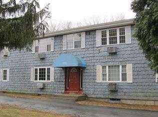 105 Horse Pond Rd APT D, Salem, CT 06420