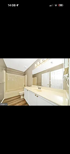 113 Fieldstone Ct Photo 1