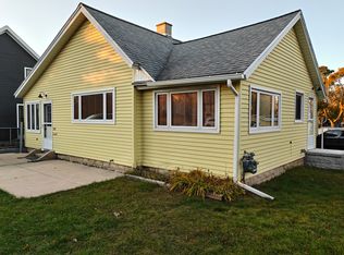 901 Grove St, Petoskey, MI 49770